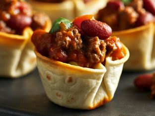 Mini Chili Bowls in Crispy Tortilla Shells Mini Chili Bowls in Crispy Tortilla Shells