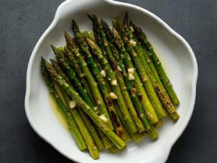 Roasted Asparagus with Garlic and Olive Oil Roasted Asparagus with Garlic and Olive Oil