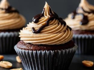 Peanut Butter Cup Cupcake
