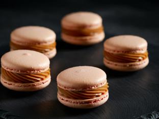 Dulche de Leche Macaroon