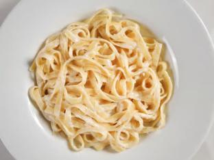 Fettuccine Alfredo with Green Salad (Vegetarian)