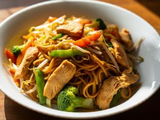 Chicken Lo Mein Chicken Lo Mein