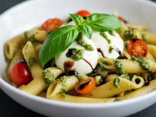 Penne Pasta Caprese