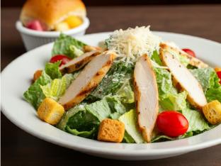 Classic Caesar Salad w/ Chicken