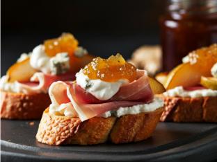 Prosciutto Crostini