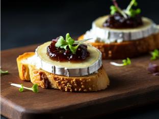 Fresh Goat Cheese Crostini