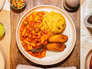 Arroz con Habichuelas with Arroz con Gandules [Large]