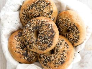 Everything Bagel Everything Bagel