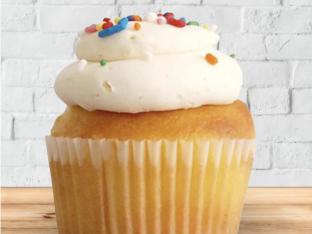 Vanilla Cupcake with Vanilla Buttercream Frosting Vanilla Cupcake with Vanilla Buttercream Frosting