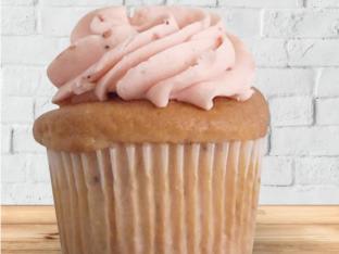 Gluten-Free Strawberry Shortcake Cupcake Gluten-Free Strawberry Shortcake Cupcake