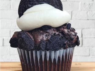 Cookies and Cream Cupcake Cookies and Cream Cupcake