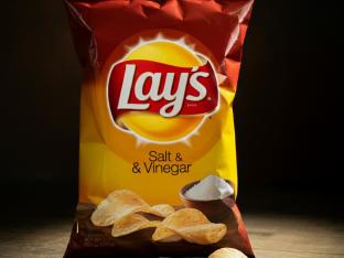 Lays Salt and Vinegar Chips Lays Salt and Vinegar Chips