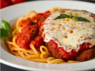 Pasta with Marinara Sauce and Chicken Parm Pasta with Marinara Sauce and Chicken Parm