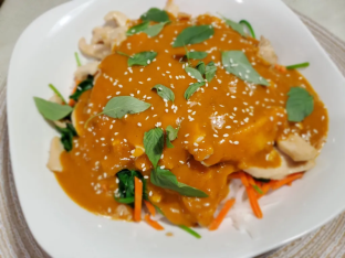 Swimming Rama with Pork [21 oz]