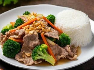 Pad Garlic with Pork [16 oz]