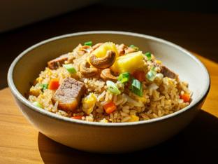 Pork Pineapple Fried Rice [16 oz]