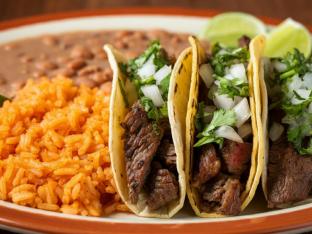 Mexican Style Steak Taco Box on Corn Tortillas [21oz]