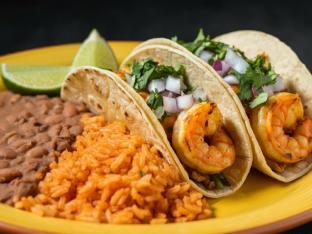 Mexican Style Shrimp Taco Box on Corn Tortillas [21oz]