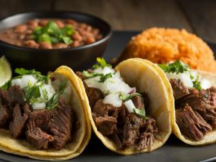 Mexican Style Barbacoa Taco Box on Corn Tortillas [21oz]