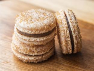 Churro Macaron Churro Macaron