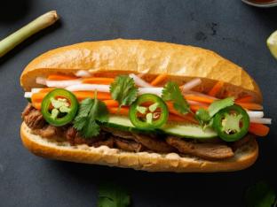 Spicy Lemongrass Beef Banh Mi Meal [Small]