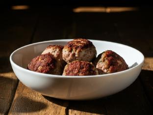Homemade Beefy Meatballs Homemade Beefy Meatballs