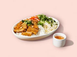 Savory Spicy Lemongrass Tofu Vermicelli Bowl