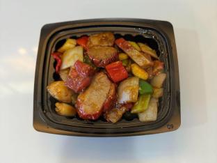 Roasted Pork with Garlic Sauce Roasted Pork with Garlic Sauce