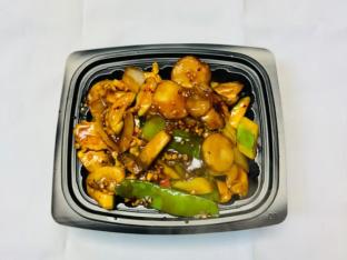 Chicken with Garlic Sauce Chicken with Garlic Sauce