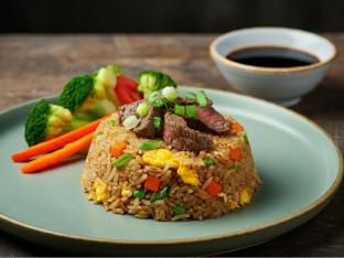Fried Rice with Beef and Steamed Veggies [Large]