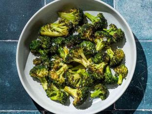 Sauteed broccoli in Garlic and Oil