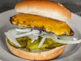 1/4 lb Cheeseburger