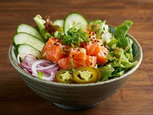 Salmon Mango Aloha Bowl with Mixed Greens
