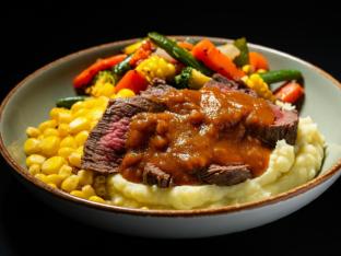 Sobrebarriga With Hogao, yuca and vegetables Sobrebarriga With Hogao, yuca and vegetables