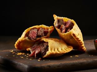 Mini Empanadas De Asada Mini Empanadas De Asada