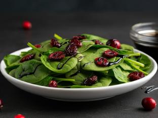 Vegan Spinach and Cranberry Salad (NO ALMONDS or CHEESE) Vegan Spinach and Cranberry Salad (NO ALMONDS or CHEESE)
