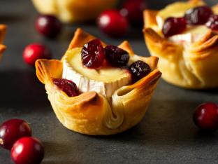 Brie and Cranberry Phyllo Cups