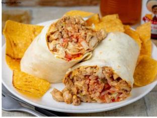 Tinga de Pollo Burrito