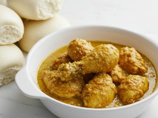 Chicken Xacuti with Pao [Small]