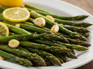 Roasted Asparagus With Lemon & Garlic Roasted Asparagus With Lemon & Garlic