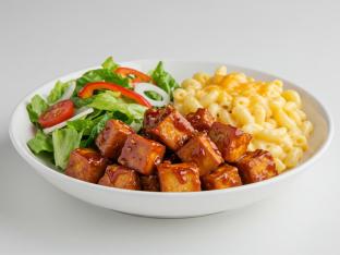 BBQ Tofu, Mac & Cheese and Garden Salad BBQ Tofu, Mac & Cheese and Garden Salad