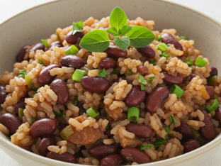 A La Carte Arroz con Habichuelas