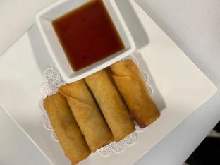 Egg Rolls Egg Rolls