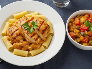 Spicy Chicken Paprikash Rigatoni [21oz]