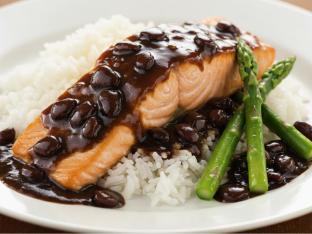 Salmon with Asparagus in Black Bean Sauce Rice Box Salmon with Asparagus in Black Bean Sauce Rice Box