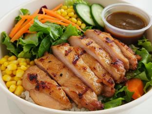 AF Grilled Chicken Mixed Green Salad Bowl, Coconut Amino (No Edamame or Sesame) AF Grilled Chicken Mixed Green Salad Bowl, Coconut Amino (No Edamame or Sesame)