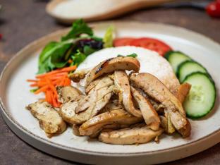 Grilled Chicken Broken Rice Plate Grilled Chicken Broken Rice Plate