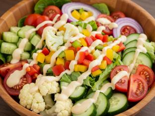 Classic Salad with Cauliflower