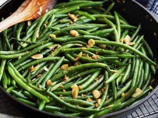 Sauteed Garlic Ginger String Beans