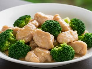 Gluten Free Broccoli Chicken In White Sauce